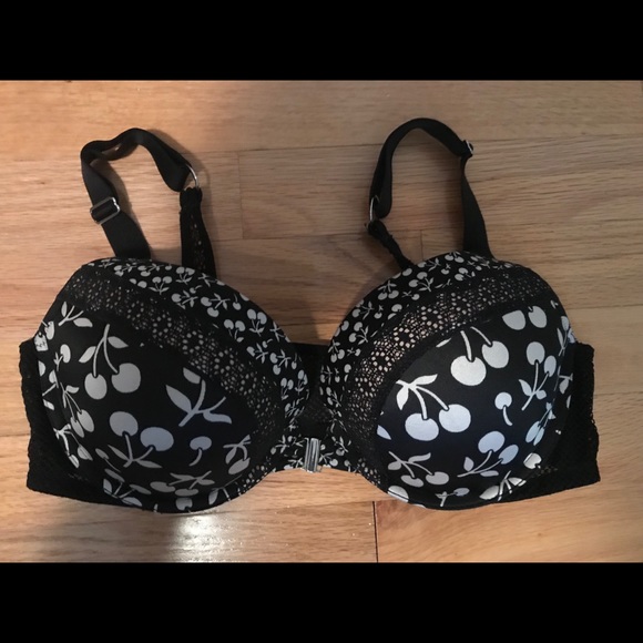 Padded Very Sexy Victoria’s Secret Push-up Bra 36C - Picture 1 of 3